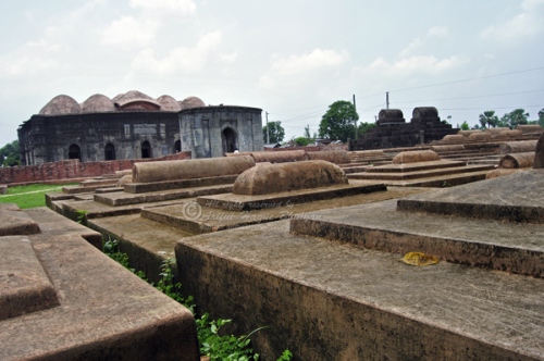 Choto Sona Masjid with the ancient graveyard
